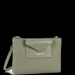 Petit pochette